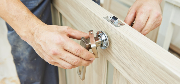 interior door repair Jacksonville